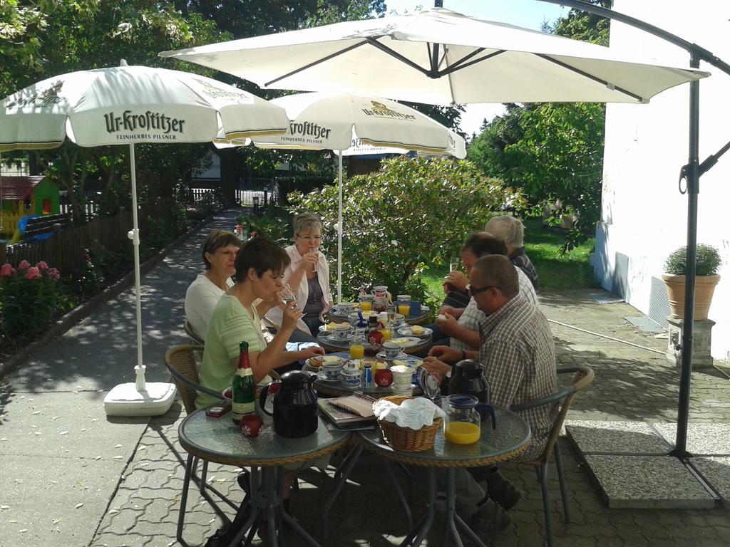 Pension Am Stadtrand Zerbst Εξωτερικό φωτογραφία