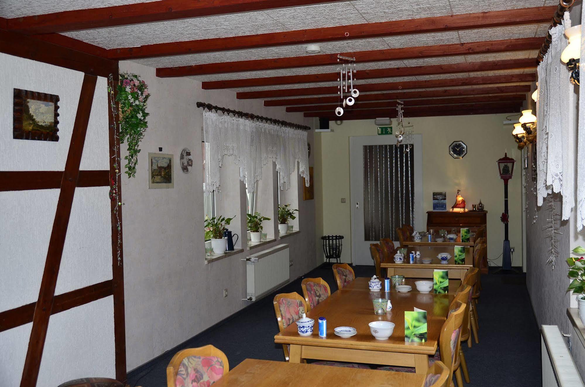 Pension Am Stadtrand Zerbst Εξωτερικό φωτογραφία